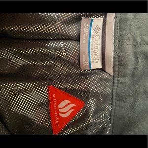 Medium Gray Colombia, Size Mediums Woman’s Snowpants